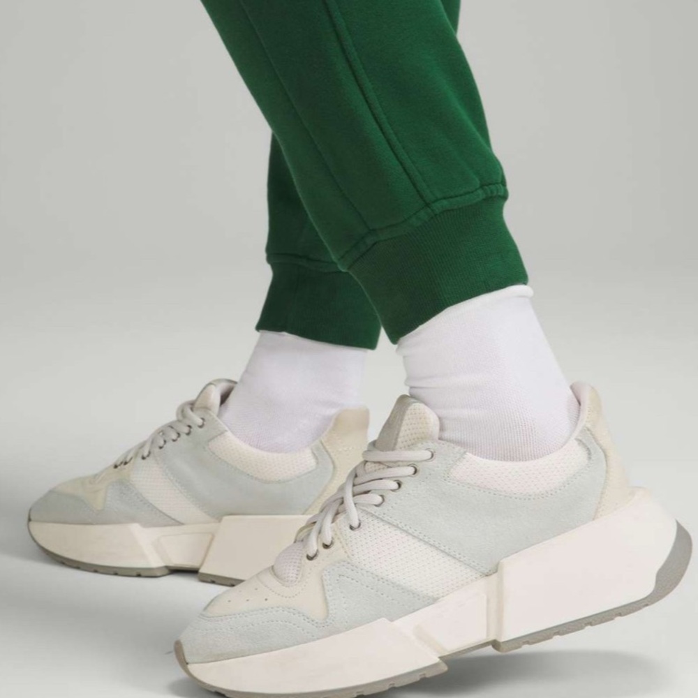 Lululemon Scuba High-Rise Jogger- Everglade Green/ Size 0 - Picture 4 of 12